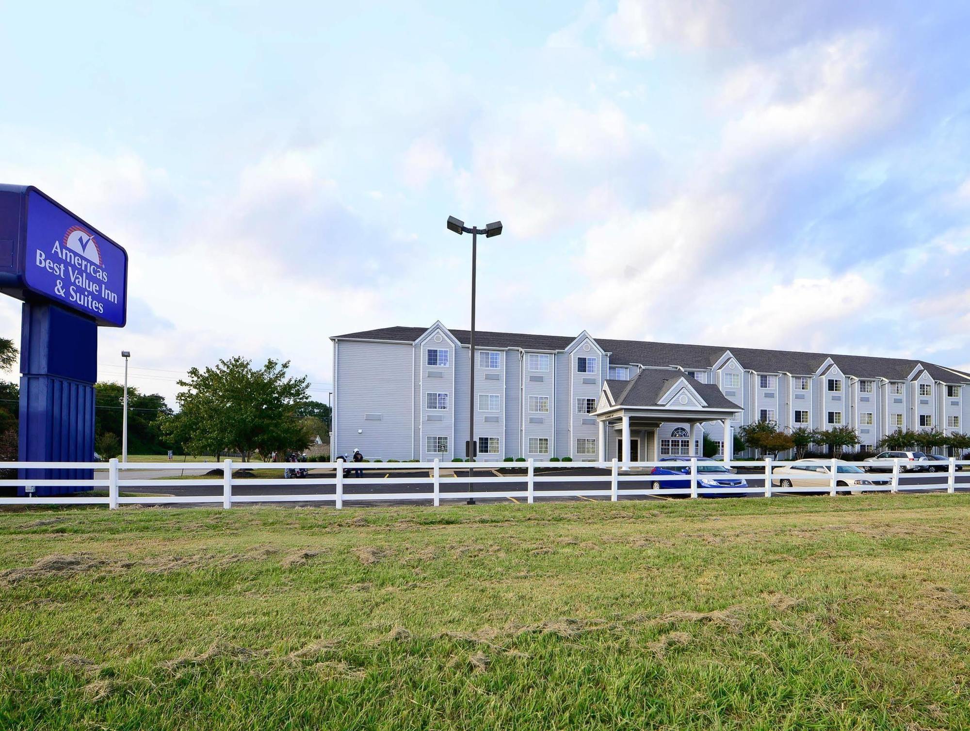 America'S Best Value Inn And Suites - Джексон Экстерьер фото