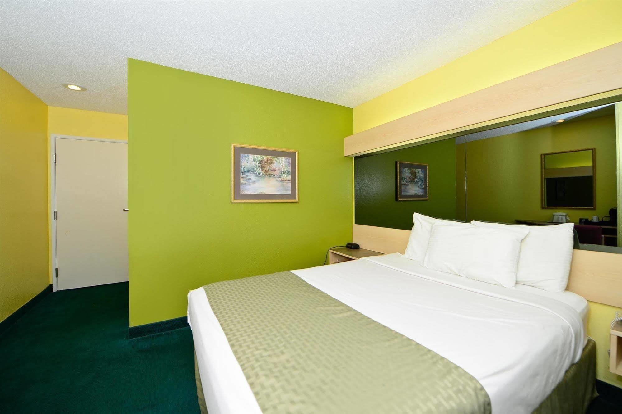 America'S Best Value Inn And Suites - Джексон Номер фото